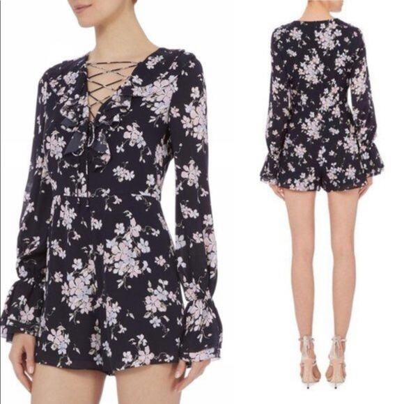 NEW INTERMIX Revolve Navy Blue White Silk Lace Up Ruffle Shorts Floral Romper 4 - Picture 9 of 9